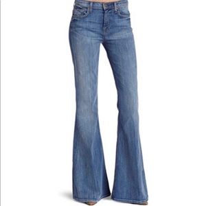 7 For all Mankind Light Washed Distressed Bell Bottom Jeans Size 29